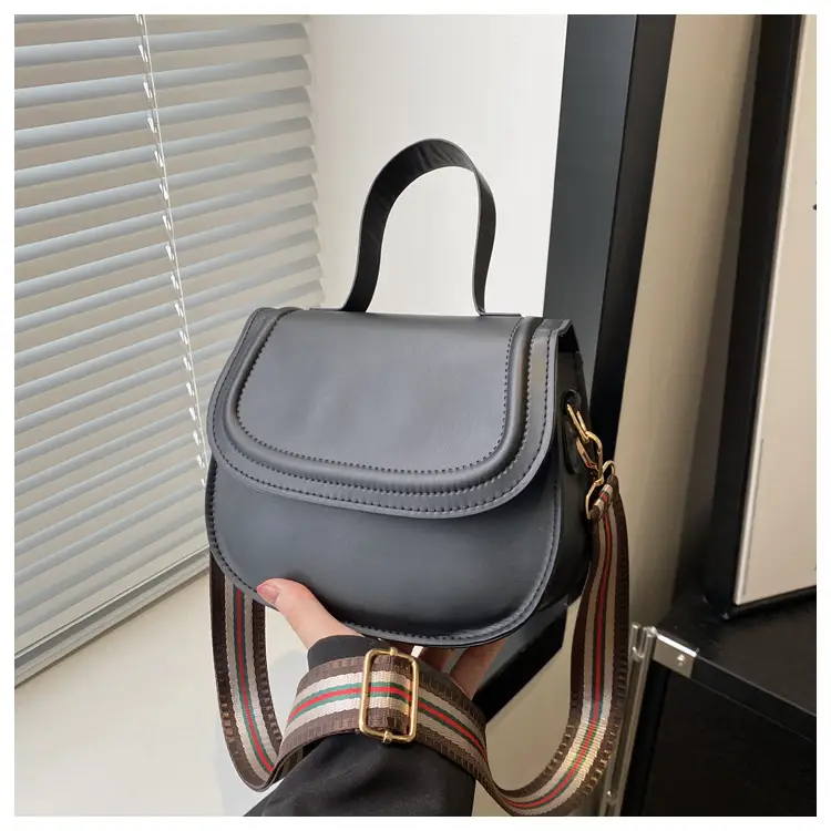 White Saddle Bag for Women, 2024 New Arrival, All-Match Style — feature 9