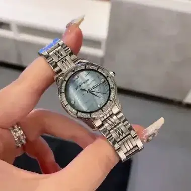 Elegant Stainless Steel Women's Watch with Blue Dial