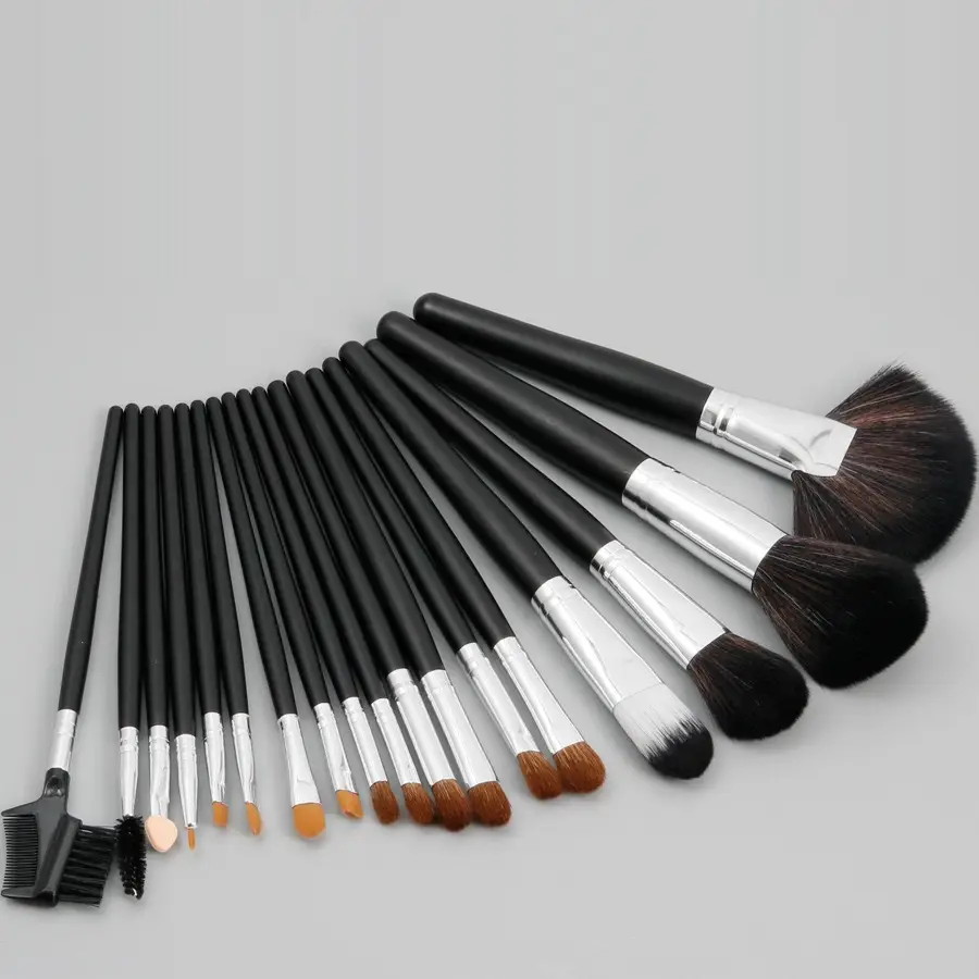 18-Piece Makeup Brush Set for Students & Professionals — feature 7