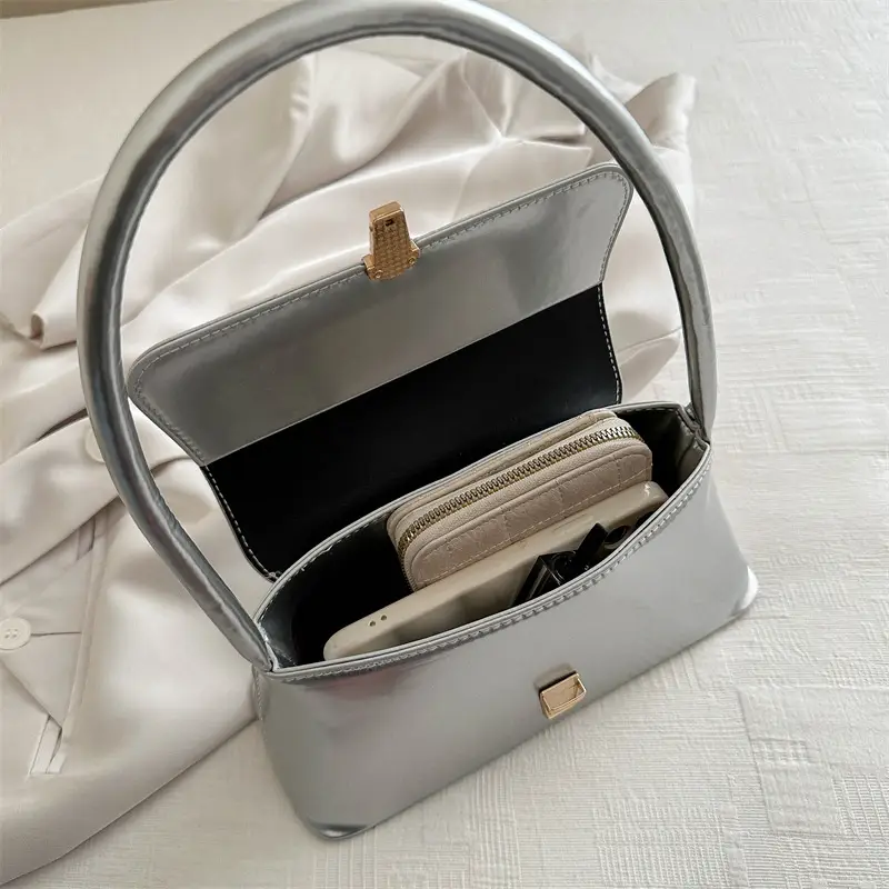 Women's Silver Crossbody Bag with Gold Clasp - Image 7