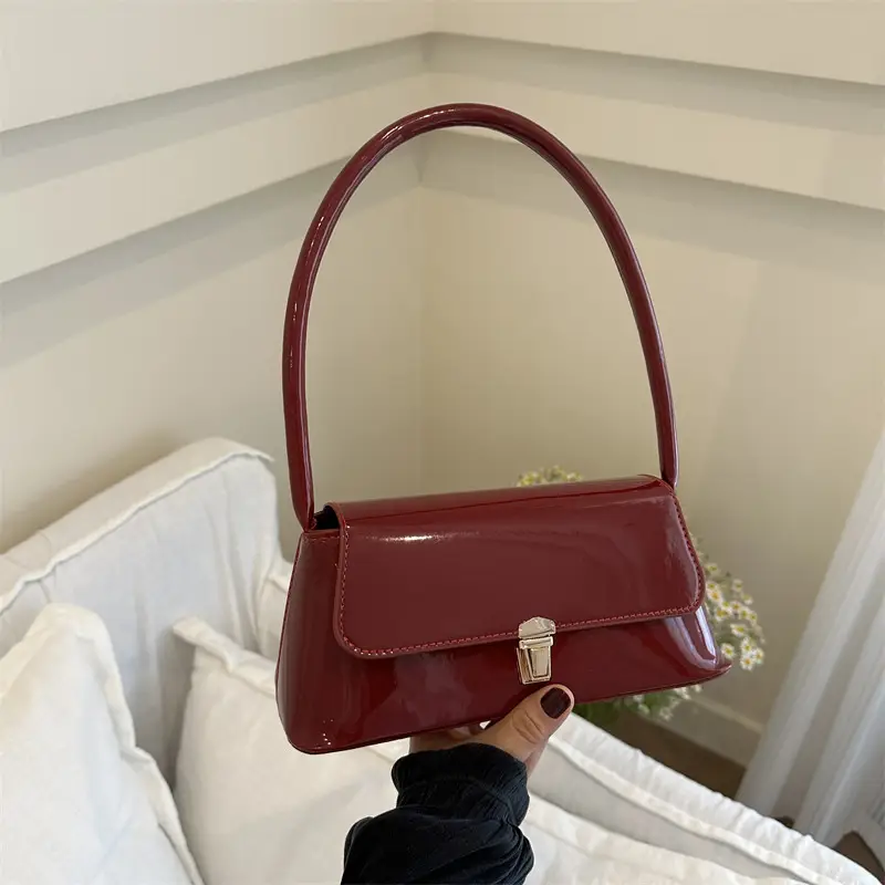Women's Silver Crossbody Bag with Gold Clasp - Image 8