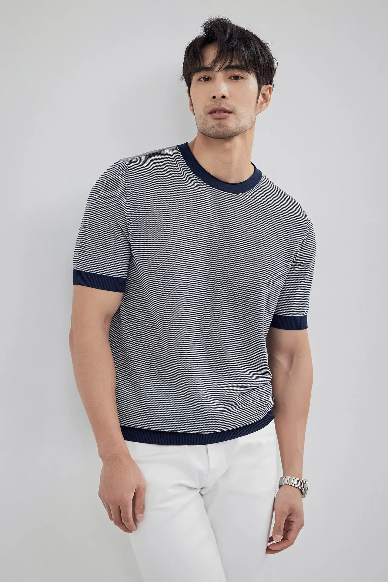 Men Black Striped Crewneck Polo Shirt 2024 — feature 11