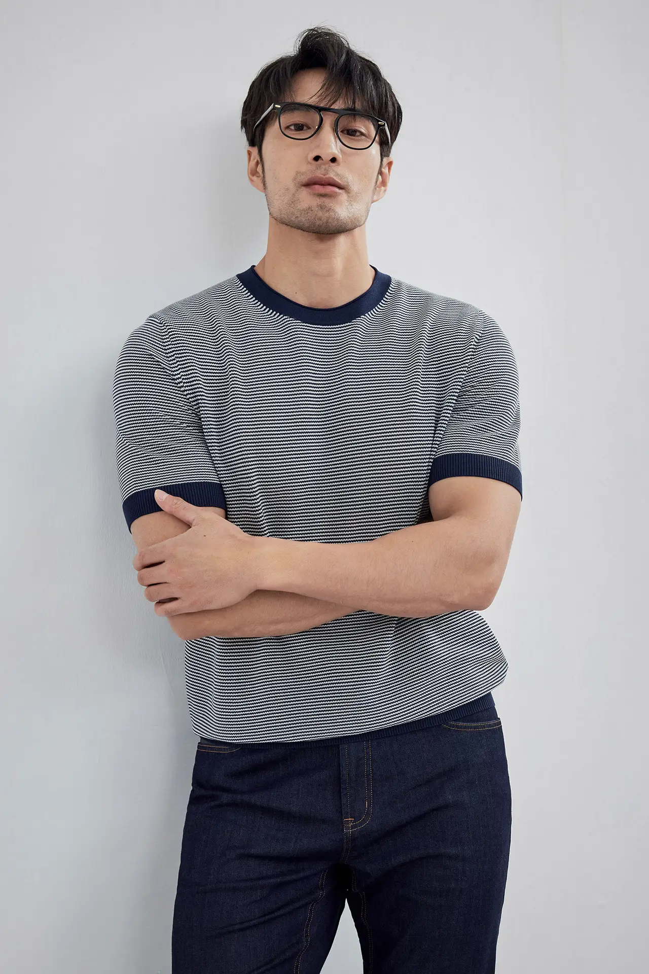 Men Black Striped Crewneck Polo Shirt 2024 — feature 22
