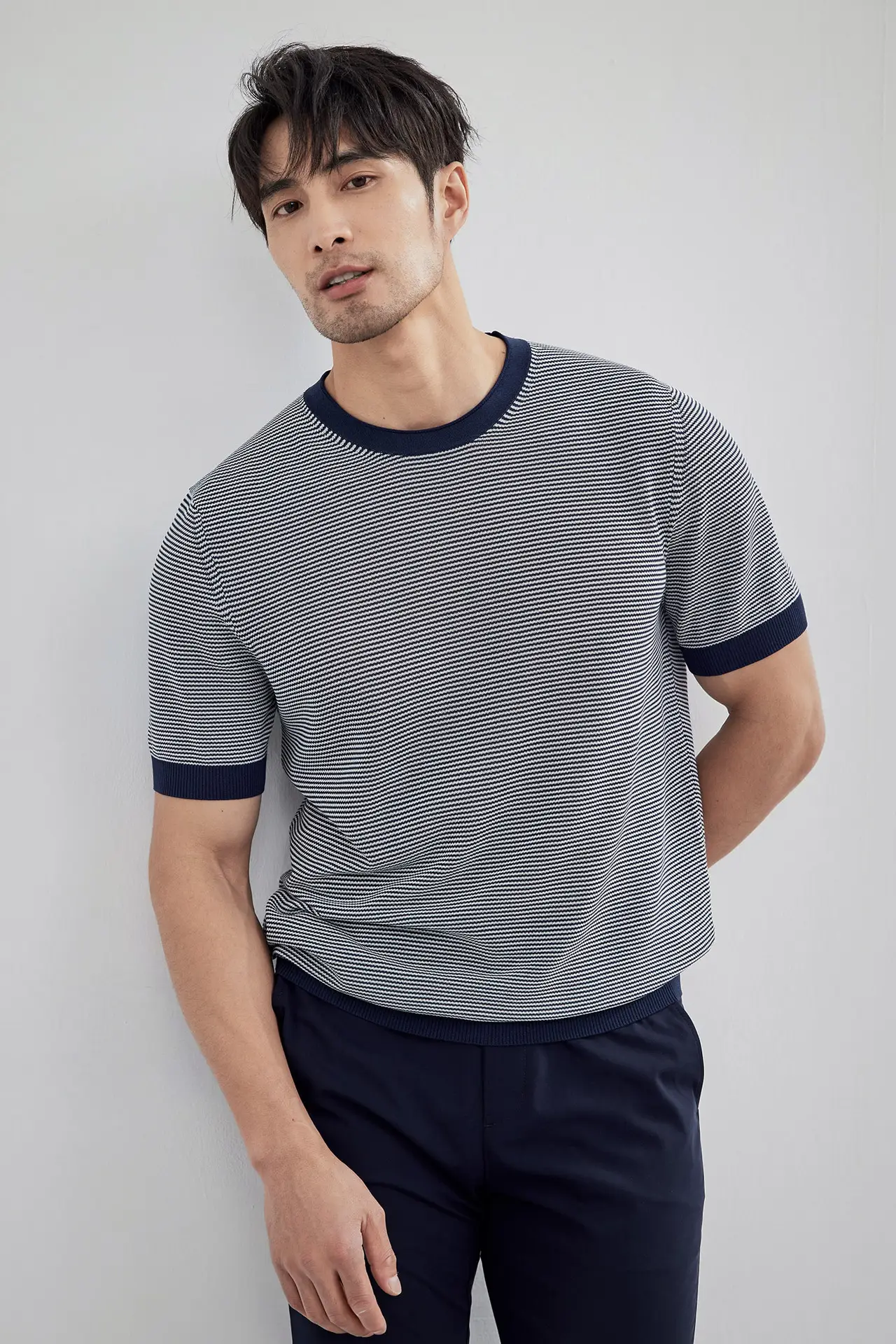 Men Black Striped Crewneck Polo Shirt 2024 — feature 30