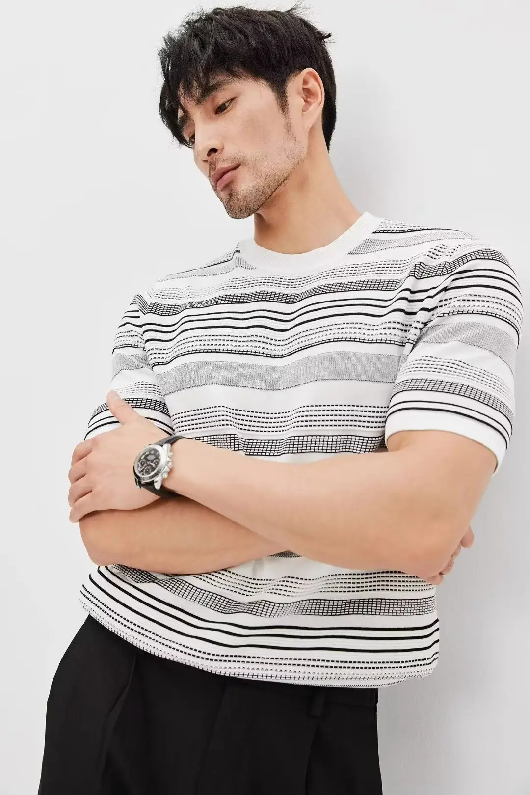 Men Black Striped Crewneck Polo Shirt 2024 - Image 11