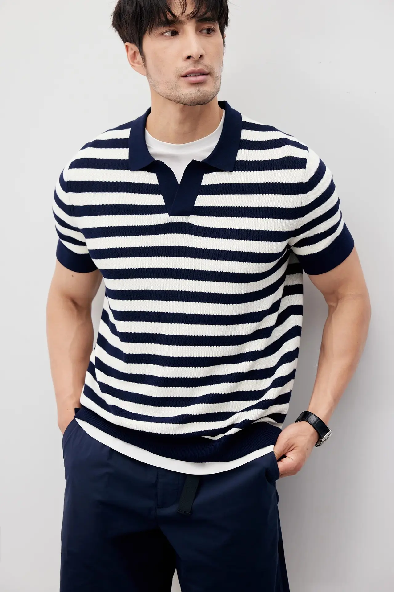 Men Black Striped Crewneck Polo Shirt 2024 - Image 21