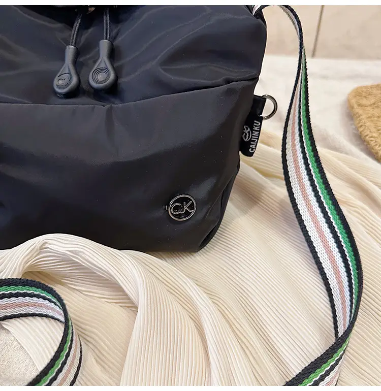 Women Crossbody Bag Olive Green Nylon 2025 — feature 40