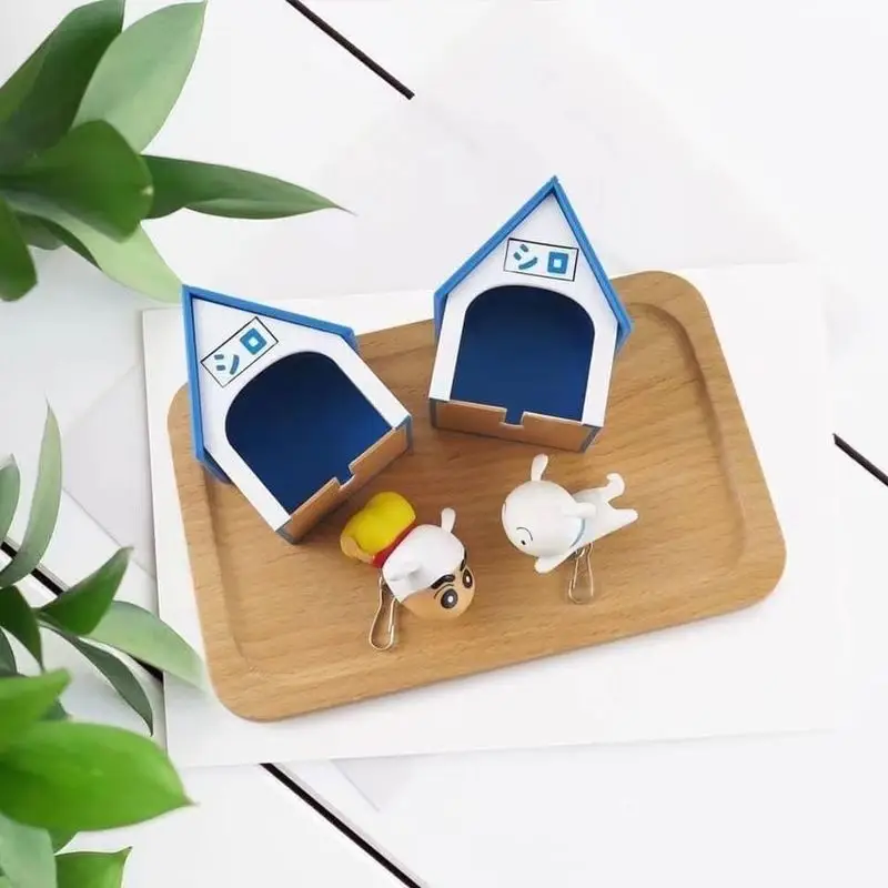 Small White Key Chain Crayon Decorative House Hanger — feature 4