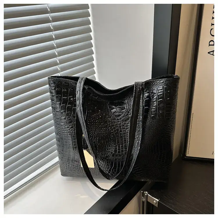 Gold Croc Texture Shoulder Bag for Women — feature 10