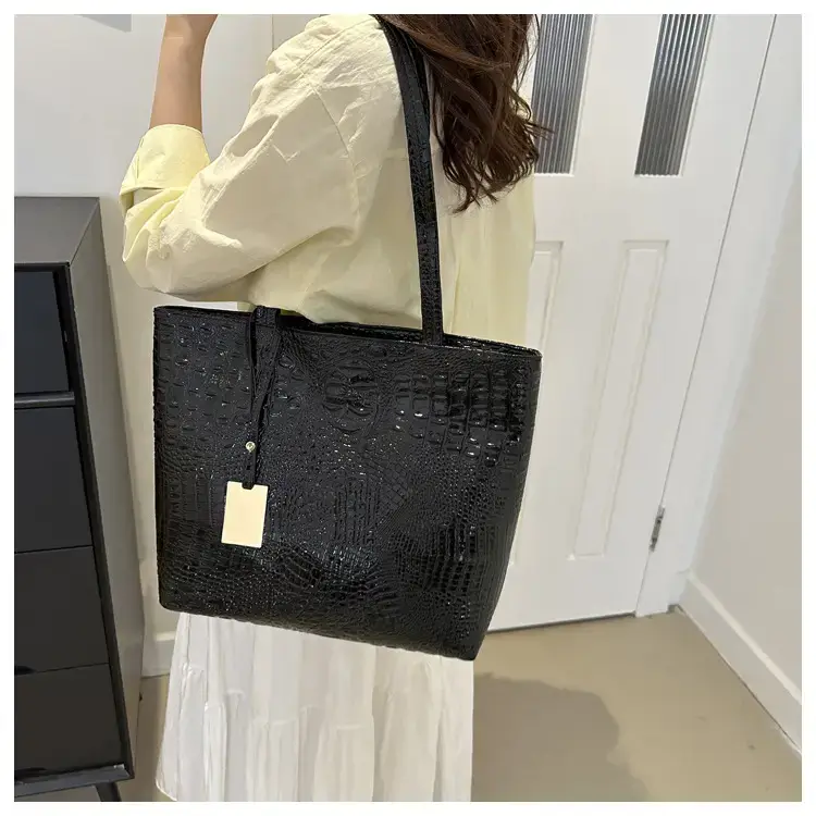 Gold Croc Texture Shoulder Bag for Women — feature 24