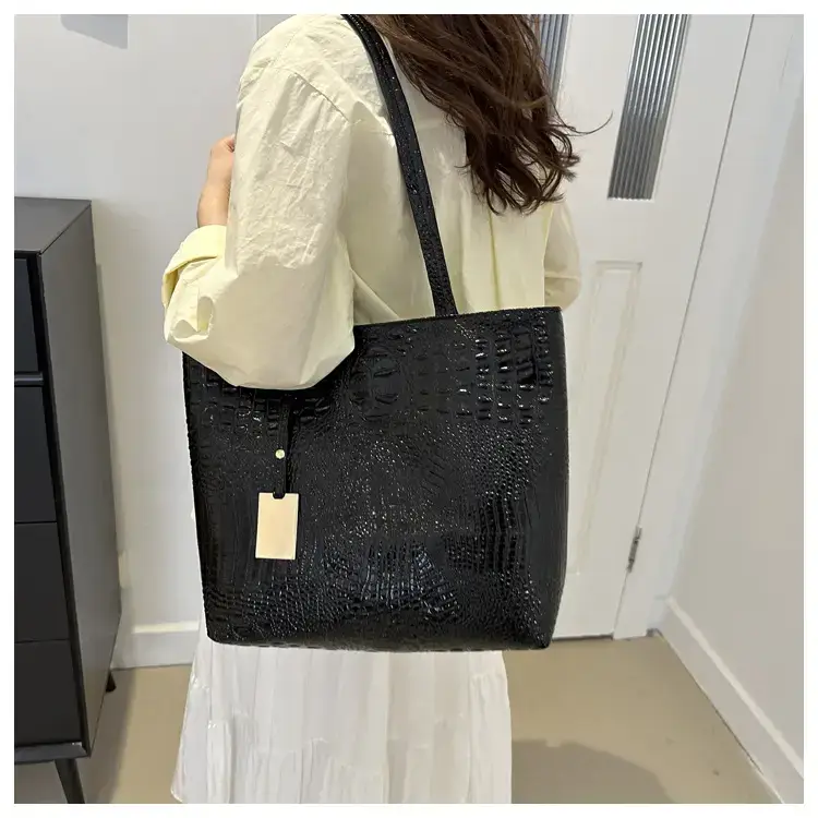 Gold Croc Texture Shoulder Bag for Women — feature 25