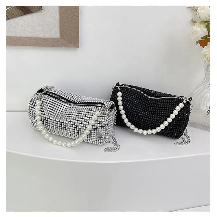 Black Pearl Chain Shoulder Bag for Women 2024 — feature 21