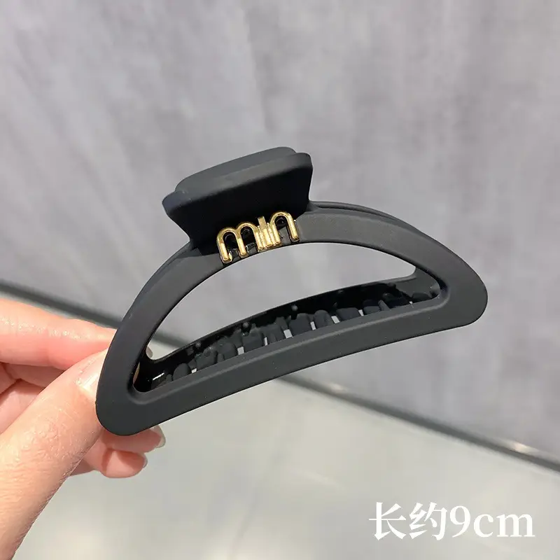 Oversized Heart Hairpin Clip for Women 13cm - Image 32