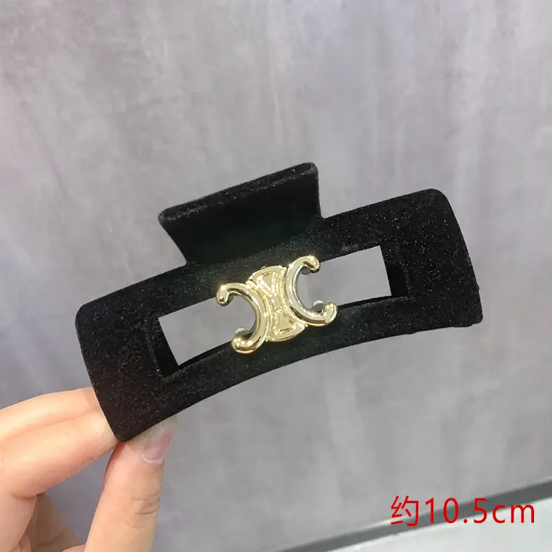Oversized Heart Hairpin Clip for Women 13cm - Image 44