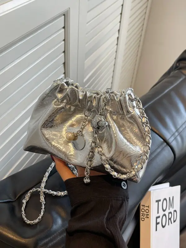 2024 New Light Silver Pleated Cloud Bag with Chain Crossbody