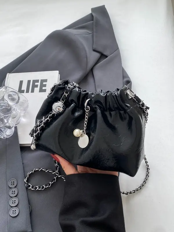2024 New Light Silver Pleated Cloud Bag with Chain Crossbody