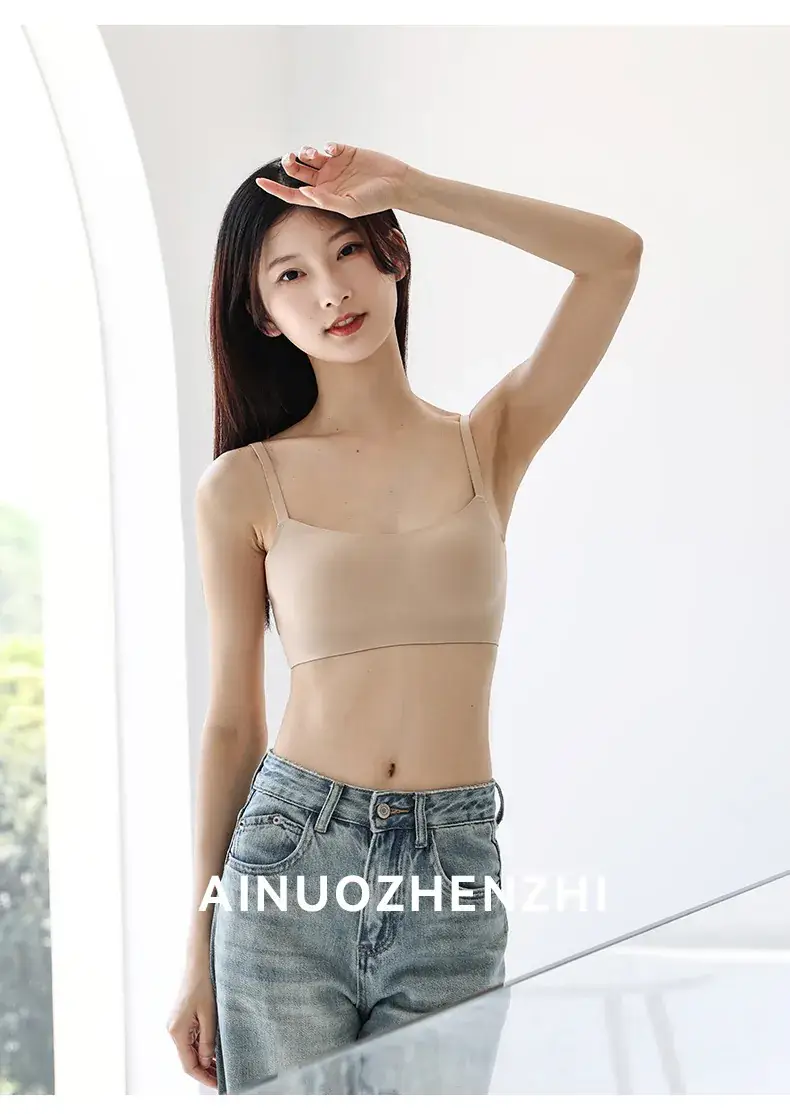 Invisible Traceless Strapless Bra Women Small — feature 32