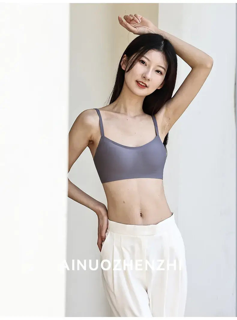 Invisible Traceless Strapless Bra Women Small — feature 38