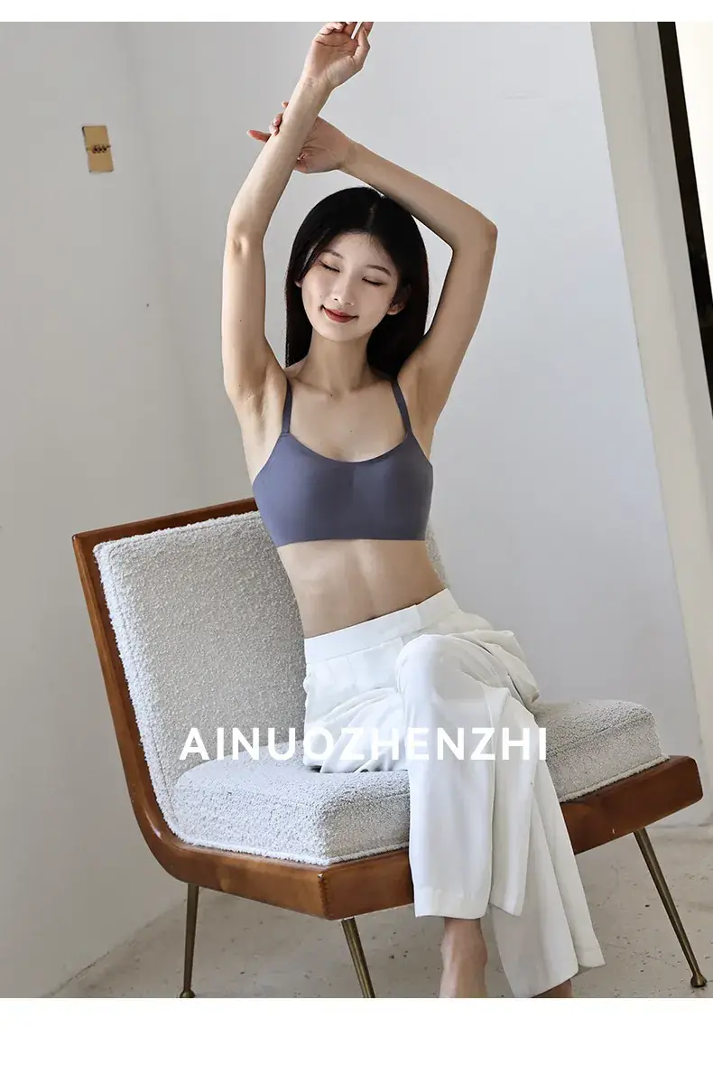 Invisible Traceless Strapless Bra Women Small — feature 40