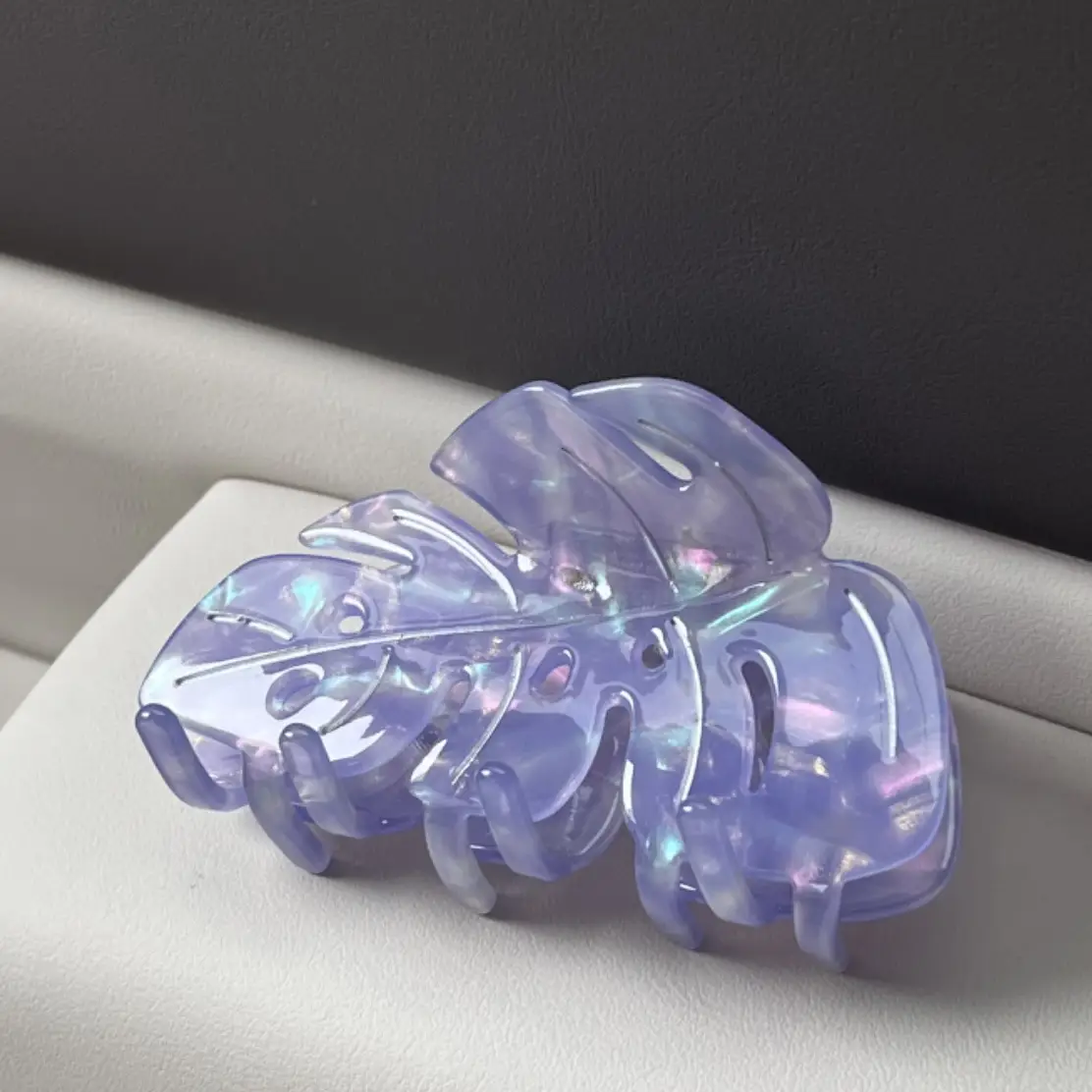 White Cross-Border Acetic Acid Hairpin for Women - Image 3