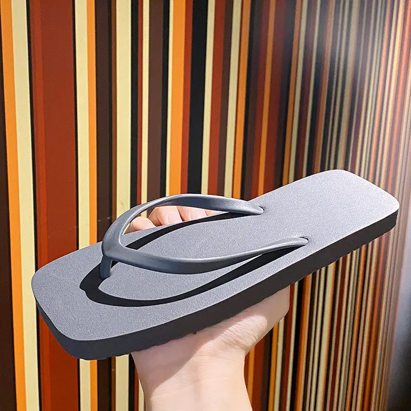 Women's New Japanese Style Flip Flops Pure Color Travel Non-Slip Soft Bottom