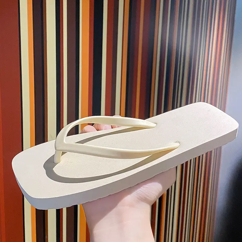 Women's New Japanese Style Flip Flops Pure Color Travel Non-Slip Soft Bottom