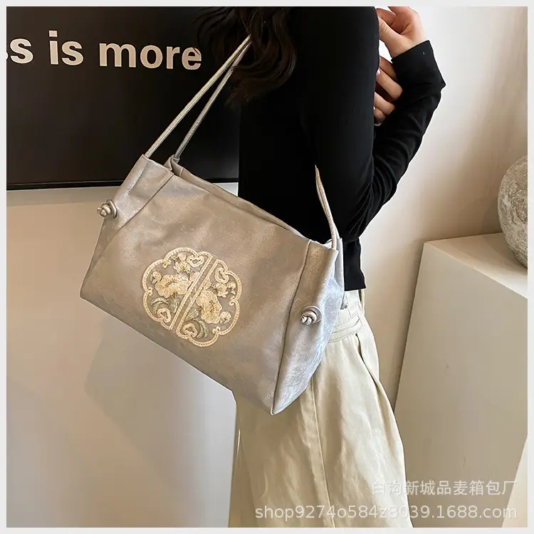 Silver Embroidered Shoulder Bag for Women 2026 — feature 10