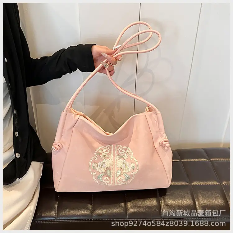 Silver Embroidered Shoulder Bag for Women 2026 — feature 18