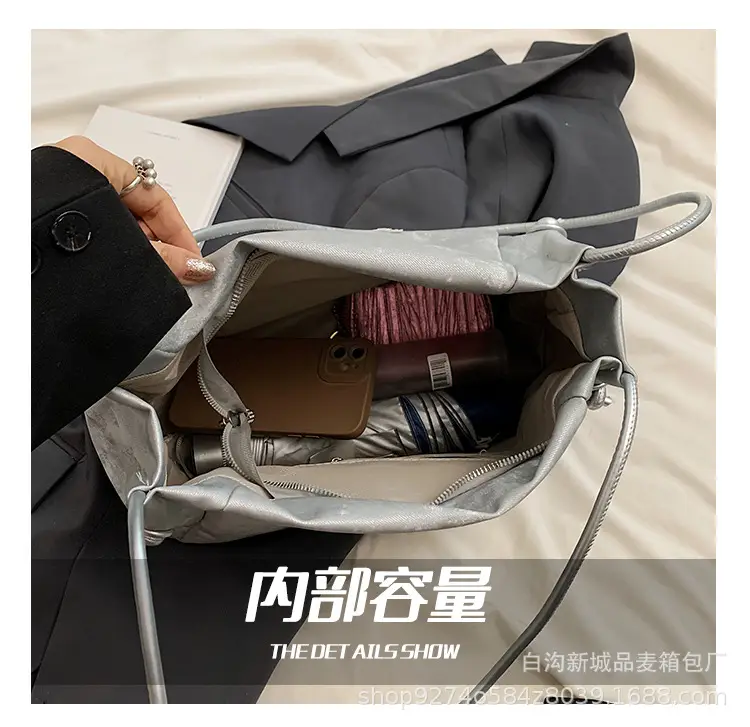Silver Embroidered Shoulder Bag for Women 2026 — feature 8
