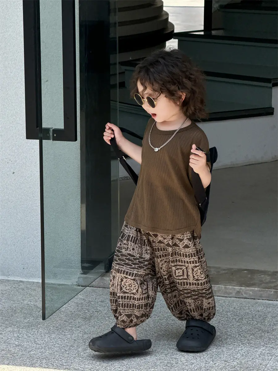 Baby's Brown T-Shirt & Printed Pants Set 2025 — feature 14