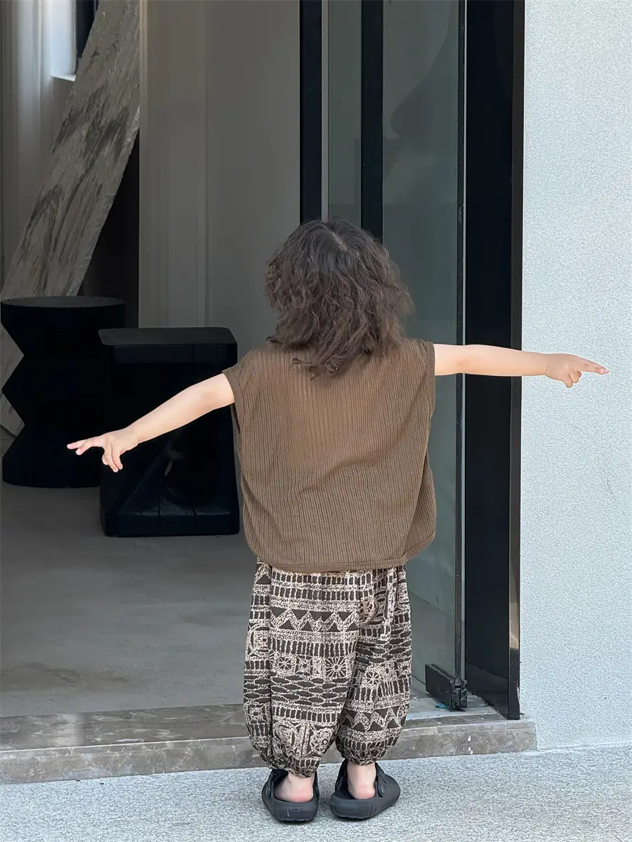 Baby's Brown T-Shirt & Printed Pants Set 2025 — feature 15