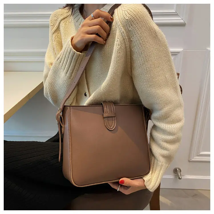 Brown Leather Shoulder Bag for Women 2024 New Style — feature 19