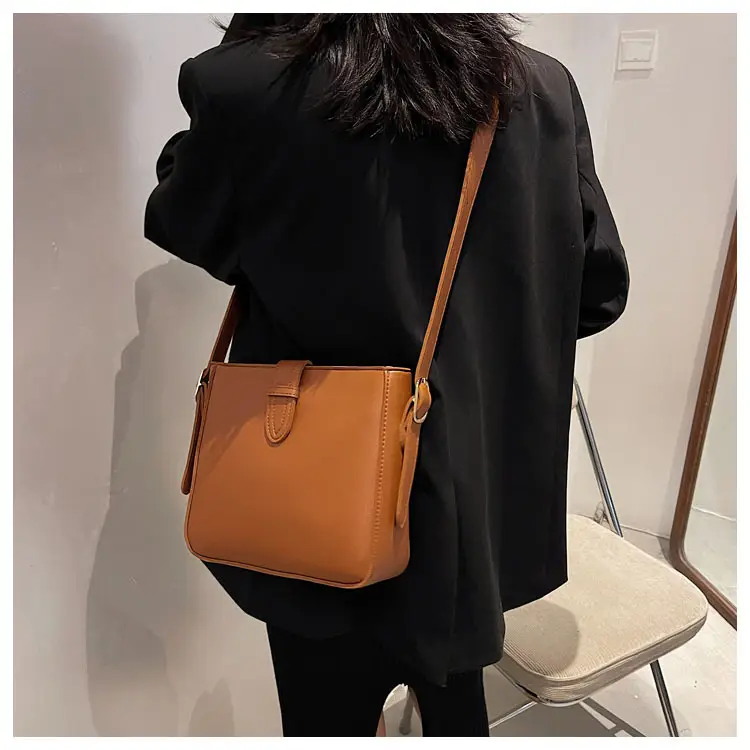 Brown Leather Shoulder Bag for Women 2024 New Style — feature 27