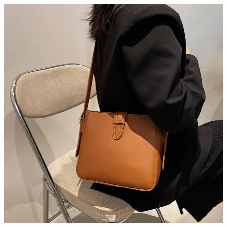 Brown Leather Shoulder Bag for Women 2024 New Style — feature 30