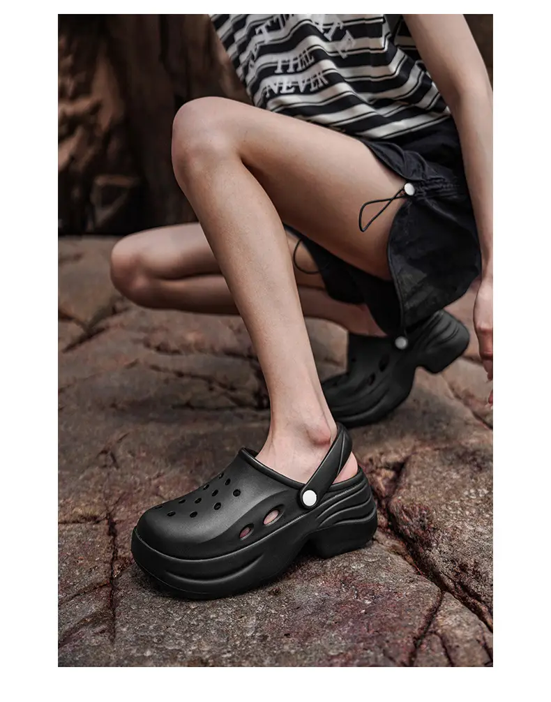 Women's Hole Shoes Summer New Home Wear Non-slip Deodorant Slippers Outdoor Casual Wear-resistant High-value Sandals — feature 25