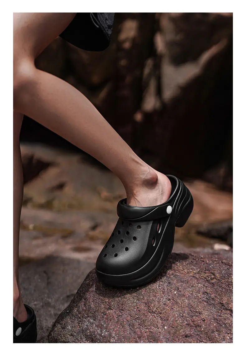 Women's Hole Shoes Summer New Home Wear Non-slip Deodorant Slippers Outdoor Casual Wear-resistant High-value Sandals — feature 30