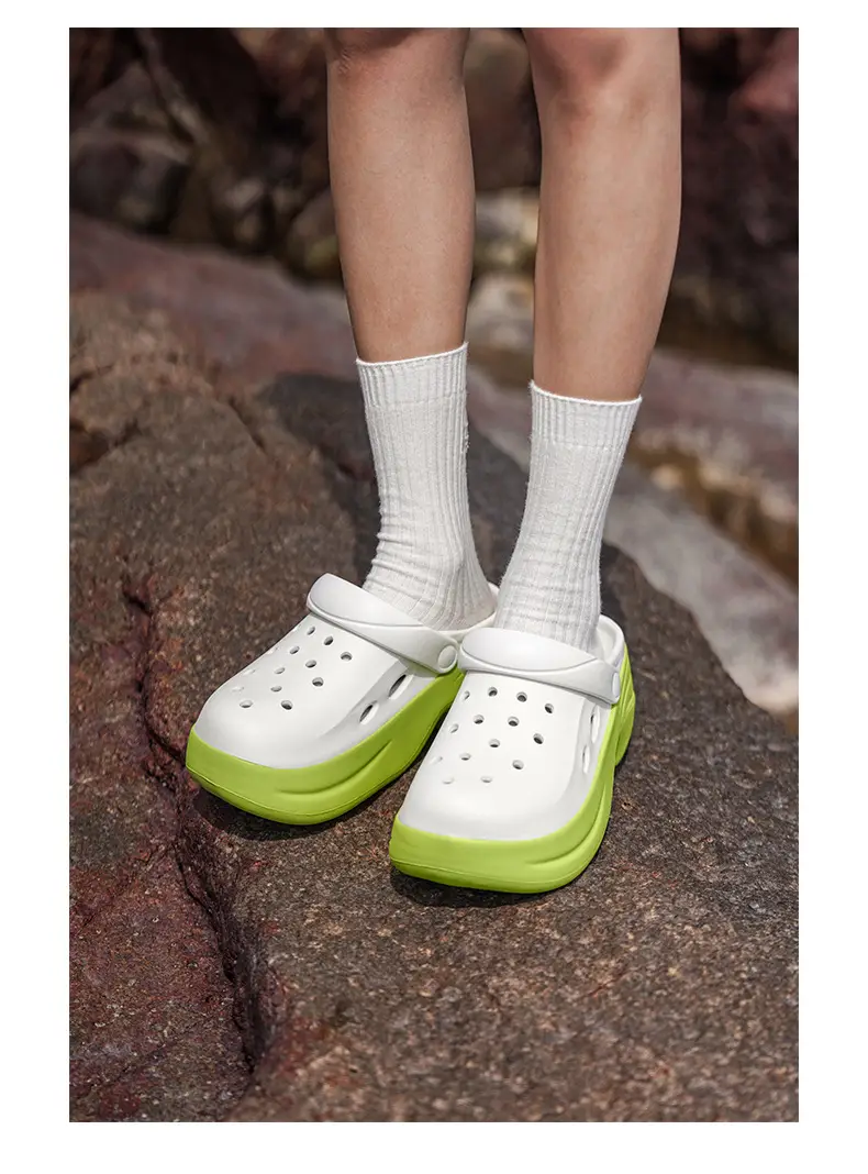 Women's Hole Shoes Summer New Home Wear Non-slip Deodorant Slippers Outdoor Casual Wear-resistant High-value Sandals — feature 9