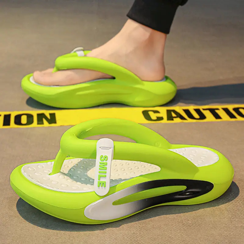 Soft Sole Flip-flops Men's Summer Outer Wear Seaside Beach Sports Sandals Youth Outdoor Personalized Flip-flops - Image 2