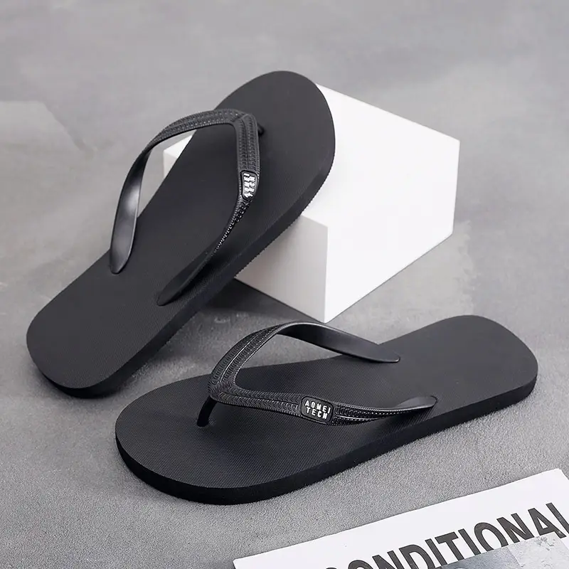 [Rubber] Flip-flops men's summer non-slip deodorant slippers wear-resistant soft-soled beach shoes slippers feet