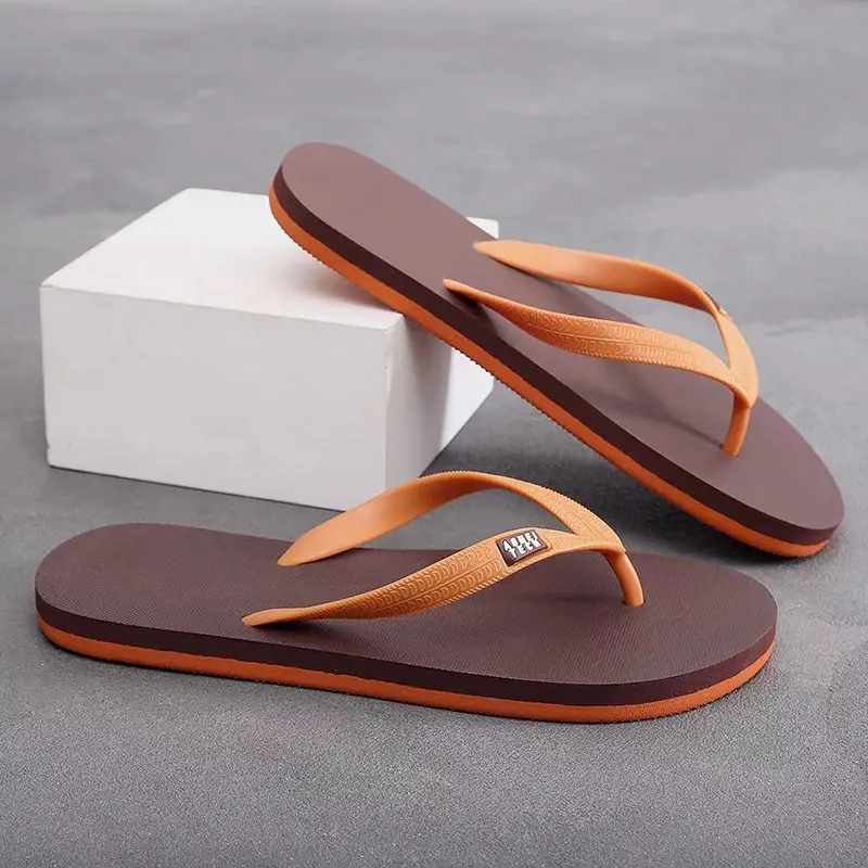 [Rubber] Flip-flops men's summer non-slip deodorant slippers wear-resistant soft-soled beach shoes slippers feet