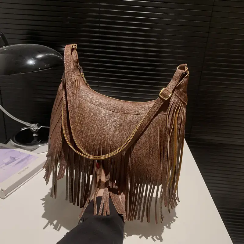Vintage Tassel Crossbody Bag Brown Large Capacity - Image 5