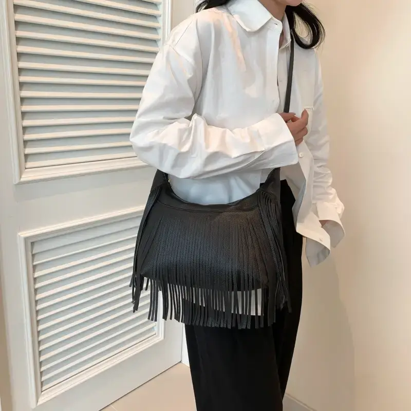 Vintage Tassel Crossbody Bag Brown Large Capacity - Image 6