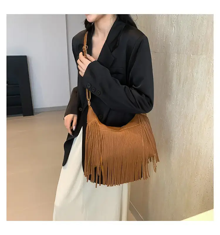 Vintage Tassel Crossbody Bag Brown Large Capacity — feature 17