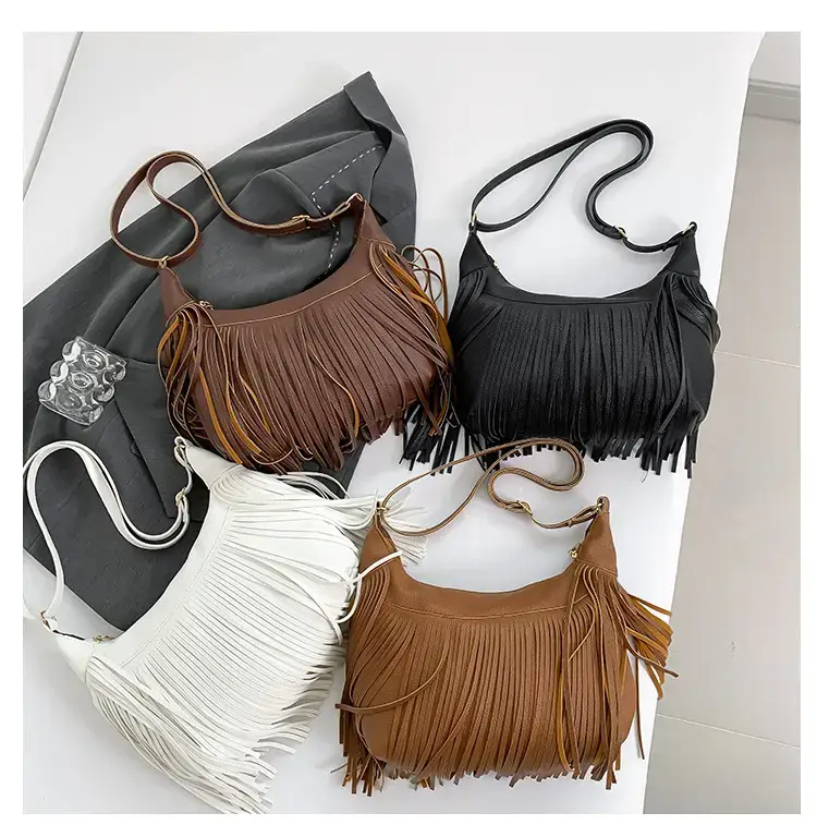 Vintage Tassel Crossbody Bag Brown Large Capacity — feature 33