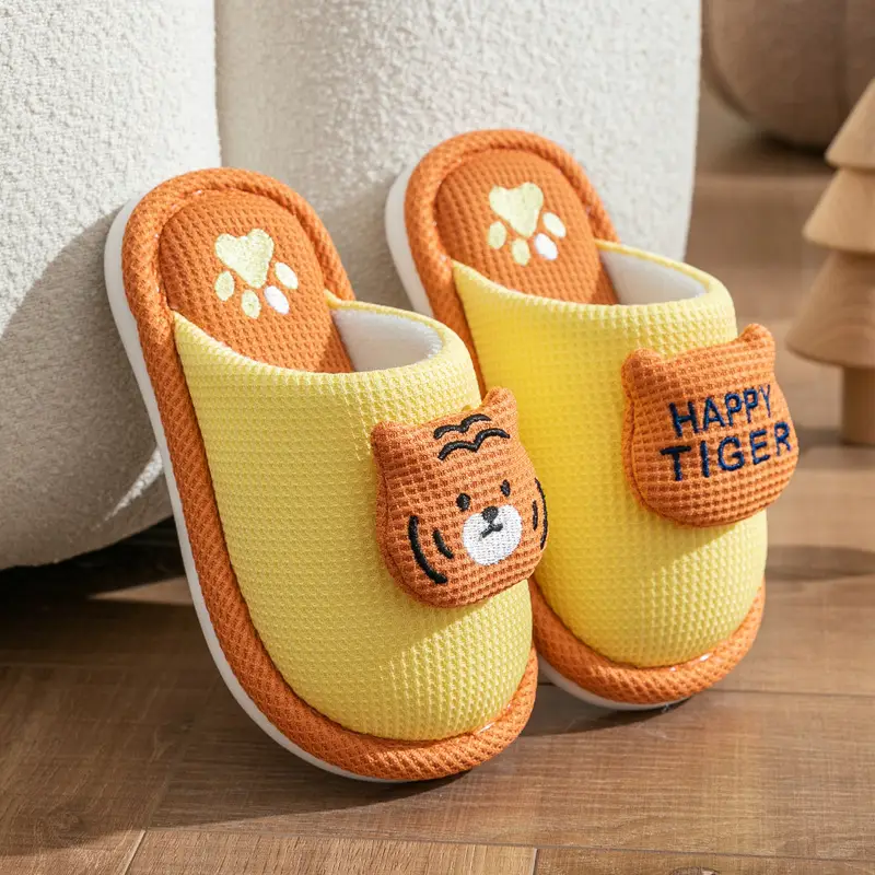 Autumn and Winter New Kidsren's Adult Cotton Slippers Family Style Home Indoor Cute Boys and Girls Baby Home Shoes