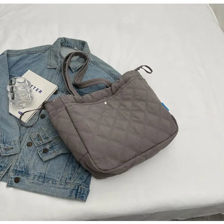 Blue Quilted Women's Shoulder Bag Large Capacity 2024 — feature 33