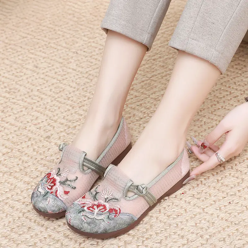 Old Beijing Cloth Shoes Women's Mesh Shoes Summer Slip-on Flat Moms Shoes Mesh Breathable Ethnic Style Embroidered Shoes - Image 4