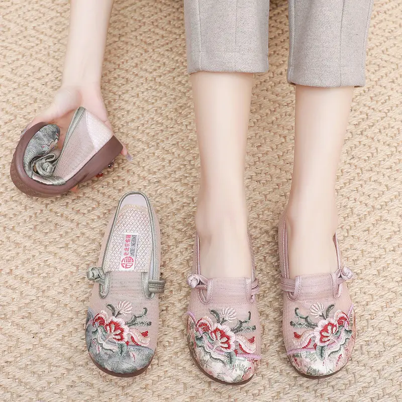 Old Beijing Cloth Shoes Women's Mesh Shoes Summer Slip-on Flat Moms Shoes Mesh Breathable Ethnic Style Embroidered Shoes - Image 5