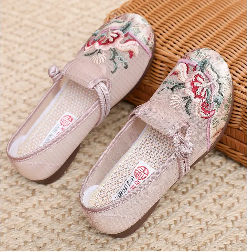 Old Beijing Cloth Shoes Women's Mesh Shoes Summer Slip-on Flat Moms Shoes Mesh Breathable Ethnic Style Embroidered Shoes — feature 28