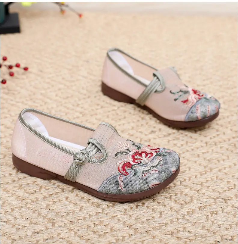 Old Beijing Cloth Shoes Women's Mesh Shoes Summer Slip-on Flat Moms Shoes Mesh Breathable Ethnic Style Embroidered Shoes — feature 31